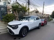 Kia Carens 2023 1.5G Luxury - 6000 km
