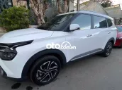 Kia Carens 2023 1.5G Luxury - 6000 km