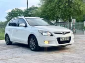 Bán xe Huyndai i30 CW sản xuất năm 2011 1.6 số tự động, nhập khẩu, biển Hà Nội
