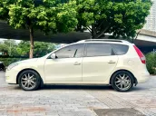 Bán xe Huyndai i30 CW sản xuất năm 2011 1.6 số tự động, nhập khẩu, biển Hà Nội