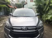 Toyota Innova 2016 số sàn, màu xám