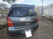 Xe Nissan Grand Linina 2011