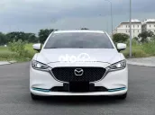 Mazda 6 2021 2.0 Luxury màu trắng