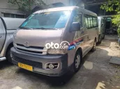TOYOTA VAN 3 CHỖ 940KG DẦU