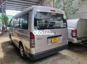TOYOTA VAN 3 CHỖ 940KG DẦU