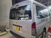 TOYOTA VAN 3 CHỖ 940KG DẦU