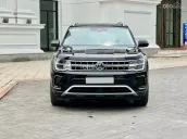 Nội thất còn như mới, bản 6 ghế đi gia đình siêu hợp lý