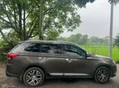 Mitsubishi Outlander 2.4CVT 2018 xem xe tại Thái Nguyên