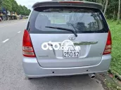 Toyota Innova 2006 G - 100000 km