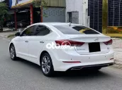 Hyundai Elantra 2018 2.0 AT - 6600 km