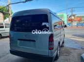 TOYOTA VAN 6C 900KG DẦU 2011