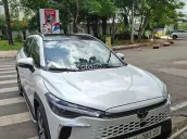 BÁN XE TOYOTA CROSS 1.8V, SỐ TỰ ĐỘNG
