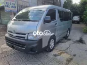 TOYOTA VAN 6C 900KG DẦU 2011