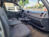 TOYOTA VAN 6C 900KG DẦU 2011