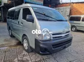 TOYOTA VAN 6C 900KG DẦU 2011