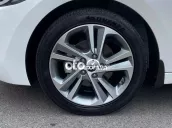 Hyundai Elantra 2018 2.0 AT - 6600 km