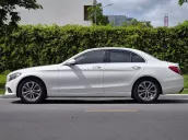 Mercedes-Benz C200 trắng/kem sx2016