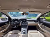 Mercedes-Benz C200 trắng/kem sx2016