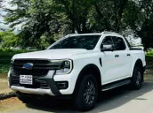 Cần bán xe bán tải màu trắng, đầy đủ phụ kiện