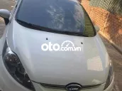 Ford Fiesta 2012 1.6 AT - 170000 km
