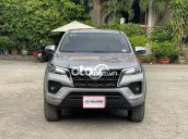 Toyota Fortuner 2.4MT 2020