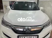 Honda Accord 2017 2.4 AT - 11000 km