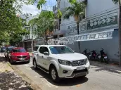 Nissan Navara EL premium R 2.5 AT 2017. Bản cao cấp 1 cầu số tự động, màu trắng, Chính chủ