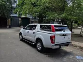 Nissan Navara EL premium R 2.5 AT 2017. Bản cao cấp 1 cầu số tự động, màu trắng, Chính chủ