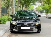 Toyota Camry 2015 tại Hà Nội