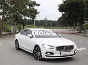 Xe Volvo S90 Inscription LWB B6 AWD 2022 Trắng Nâu