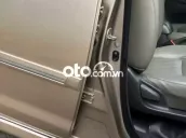 Toyota Innova 2012 E - 280000 km