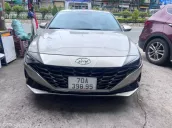 Xe còn mới