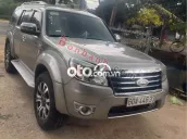 Ford Everest 2.5L 4x2 MT 2011