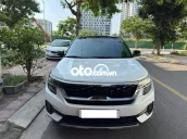 Kia Seltos 2023 Premium 1.4 AT - 29999 km