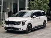 Xe gia đình 7 chỗ sang trọng như mới