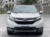 Xe chủ đi giữ, nội thất và chất xe vẫn còn đẹp