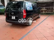 Hyundai Grand Starex 2007 Van 2.5 AT - 180000 km