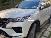 Toyota Fortuner 2022 2.4 4x2 AT - 25000 km