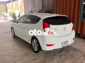 Hyundai Accent 2015 1.4 AT Hatchback - 98000 km