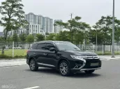Xe trang bị nhiều đồ, siêu lướt 10.000km