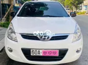 Hyundai i20 2011 1.4 AT - 62000 km