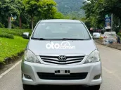 Toyota Innova 2010 G - 200000 km