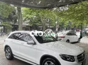 Mercedes Benz GLC 2019 200 - 4970 km