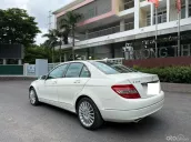 Cần bán Mer C250 đời 2010 màu trắng xe đẹp gia ddi ít đi ...