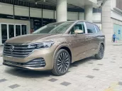 Màu Vàng nội thất nâu cho khách hàng mệnh kim và thổ