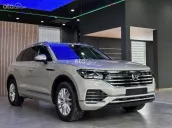 Màu Be 5 chỗ cao cấp sang trọng, khuyến mãi Touareg cực tốt