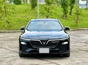 VinFast LUX A2.0 2021 tại Hà Nội