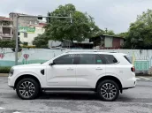 Ford Everest 2025 số tự động tại Hà Nội