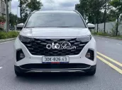 Custin 2024 bản 2.0T cao cấp