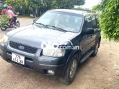 Ford Escape 2002 3.0 V6 4x4 ( xe đang chạy )